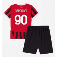 Dětský fotbalový dres AC Milan Tammy Abraham #90 2024-25 Domácí Krátký Rukáv (+ trenýrky)